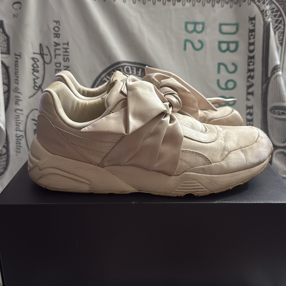 Puma X Fenty by Rihanna Trinomic SatinBow Sneakers size 8.5